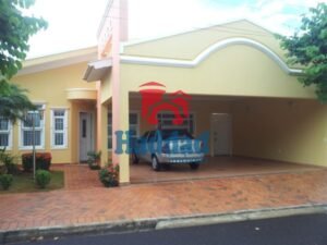 CASA COM 3 QUARTOS E 1 SUITE, A VENDA EM CONDOMINIO LOCALIZADA EM BIRIGUI SP Ref: 9703