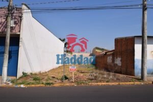 TERRENO NA AVENIDA VITORIA REGIA Ref: 13820