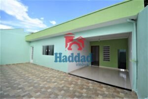 EXELENTE CASA DE MEIO LOTE DE ESQUINA Ref: 14653