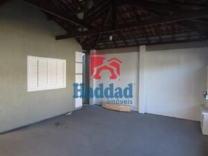 CASA BOA EM BAIRRO COM FACILASSESSO A CIDADE Ref: 14759