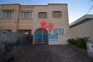 SOBRADO CENTRAL: MORADIA OU PONTO COMERCIAL Ref: 15407