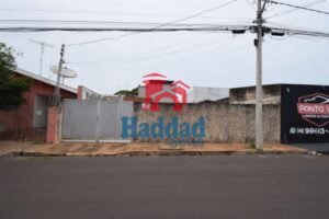 OPORTUNIDADE ÚNICA TERRENO NO CORAÇÃO DA CIDADE Ref: 15478