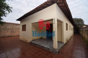 CASA COM TERRENO AMPLO – VILA ROBERTO Ref: 15336