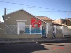 IMOVEL COM 200 m² EDIFICADO EM BIRIGUI Ref: 5487