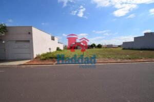 TERRENO Á VENDA Ref: 14238