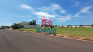 TERRENO COM 652,5M² EM CONDOMÍNIO DE ALTO PADRÃO Ref: 14893