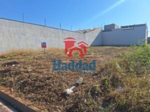 TERRENO BEM LOCALIZADO Ref: 15389