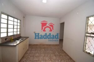 CASA DE ESQUINA. 3 DORMITÓRIOS Ref: 15521