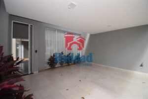 CASA DISPONÍVEL PARA LOCAÇÃO EM CONDOMÍNIO FECHADO Ref: 15523