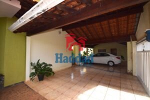 IMÓVEL COM 500M² DE TERRENO À VENDA Ref: 6179