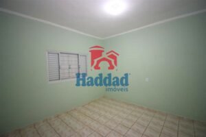 CASA COM SALÃO COMERCIAL  E OTIMA LOCALIZAÇÃO Ref: 6187 - F06187Q