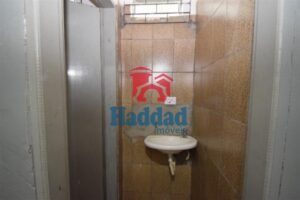 CASA COM SALÃO COMERCIAL  E OTIMA LOCALIZAÇÃO Ref: 6187 - F06187AA