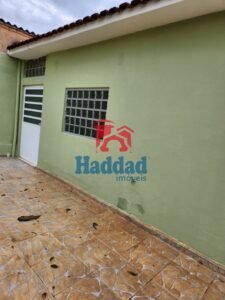 CASA COM SALÃO COMERCIAL  E OTIMA LOCALIZAÇÃO Ref: 6187 - F06187K