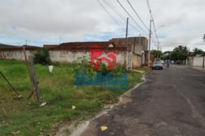 OPORTUNIDADE PARA CONSTRUIR TERRENO 12,00 X 30,00 PROXIMO AO CENTRO Ref: 8450 - DSC_0055