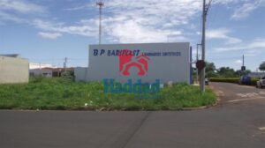 TERRENO COM 515m² DE ESQUINA A VENDA EM BIRIGUI SP Ref: 10404