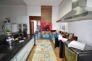 EXCELENTE CASA EM CONDOMINIO FECHADO DE ALTO PADRÃO Ref: 10805 - F14532K