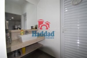 EXCELENTE CASA EM CONDOMINIO FECHADO DE ALTO PADRÃO Ref: 10805 - F14532AP