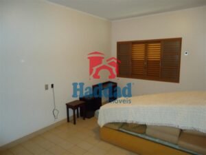 CASA COM PISCINA EM TERRENO DE 5.250 m² EM BIRIGUI SP Ref: 11464 - DSC08596
