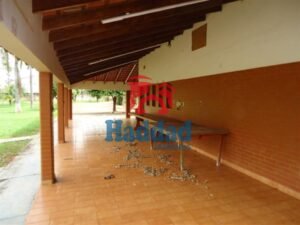CASA COM PISCINA EM TERRENO DE 5.250 m² EM BIRIGUI SP Ref: 11464 - DSC08605