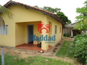 CASA COM PISCINA EM TERRENO DE 5.250 m² EM BIRIGUI SP Ref: 11464 - DSC08612