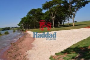 O melhor e mais completo Loteamento Fechado às margens da Represa da Usina Nova Avanhandava já estamos vendendo !!! Procure nossos corretores para comprar seu lote. Ref: 13220 - DSC_0039