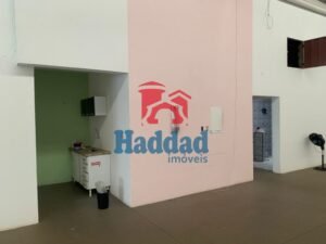 BARRACÃO NO CENTRO DA CIDADE DE BIRIGUI, ÓTIMO PARA DIVERSOS TIPOS DE ATIVIDADES. Ref: 13921