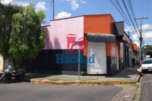 IMÓVEL COMERCIAL NO PATRIMÔNIO SILVARES Ref: 14090