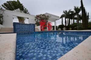 BELISSIMA CASA EM CONDOMINIO DE ALTO PADRÃO Ref: 14201