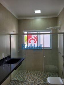 EXCELENTE OPORTUNIDADE – CASA MODERNA NA VILA GUANABARA Ref: 14725 - 18
