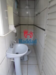 CASA BOA EM BAIRRO COM FACILASSESSO A CIDADE Ref: 14759 - IMG_2859
