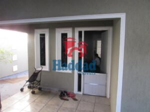 CASA BOA EM BAIRRO COM FACILASSESSO A CIDADE Ref: 14759 - IMG_2837
