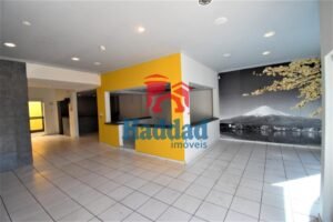 SALÃO COMERCIAL NA REGIÃO DO CENTRO Ref: 14768