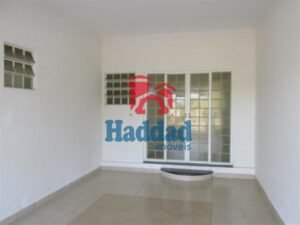 CASA MUITO BOA À VENDA, ÓTIMA LOCALIZAÇÃO Ref: 14962 - F10304B