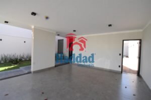 BELISSIMA CASA EM CONDOMINIO FECHADO Ref: 15024