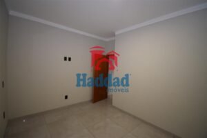 CASA NOVINHA. OK PARA FINANCIAMENTO, ACABAMENTO DIFENCIADO, LOCALIZAÇÃO PRIVELGIADA… Ref: 15287 - DSC_0088