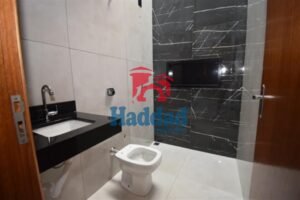 CASA NOVINHA. OK PARA FINANCIAMENTO, ACABAMENTO DIFENCIADO, LOCALIZAÇÃO PRIVELGIADA… Ref: 15287 - DSC_0093