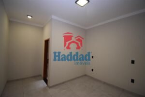 CASA NOVINHA. OK PARA FINANCIAMENTO, ACABAMENTO DIFENCIADO, LOCALIZAÇÃO PRIVELGIADA… Ref: 15288 - DSC_0069