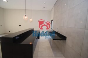 CASA NOVINHA. OK PARA FINANCIAMENTO, ACABAMENTO DIFENCIADO, LOCALIZAÇÃO PRIVELGIADA… Ref: 15289 - DSC_0102