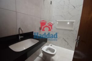 CASA NOVINHA. OK PARA FINANCIAMENTO, ACABAMENTO DIFENCIADO, LOCALIZAÇÃO PRIVELGIADA… Ref: 15289 - DSC_0105