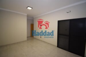 CASA NOVINHA. OK PARA FINANCIAMENTO, ACABAMENTO DIFENCIADO, LOCALIZAÇÃO PRIVELGIADA… Ref: 15289 - DSC_0110
