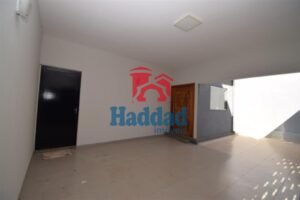 CASA TERRENO INTEIRO À VENDA Ref: 15301