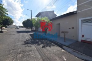 TERRENO INTEIRO COM CASA PRONTA EM BIRIGUI !! Ref: 15566