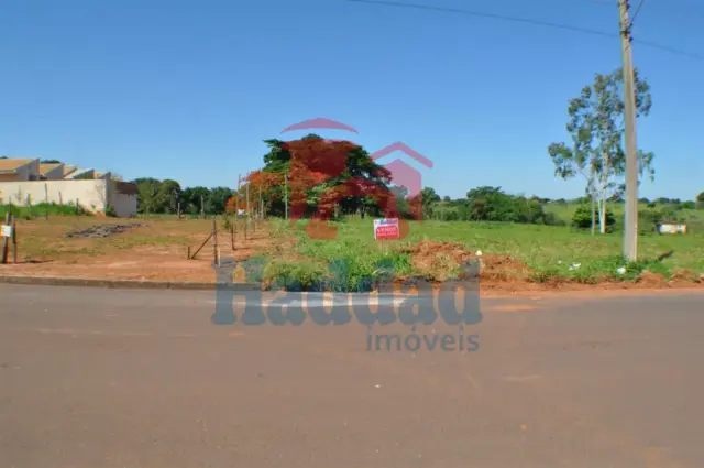 TERRENO NO RESIDENCIAL YPÊ, COM MEDIDAS DIFERENCIADAS 22,34 X 19,75 X 29,66 X 3,25, TOTAL DE 268,63 M², BAIRRO EM DESENVOLVIMENTO, FÁCIL ACESSO AO CENTRO DA CIDADE E A CIDADE VIZINHA, ÓTIMA OPORTUNIDAD. PARA MAIS INFORMAÇÕES CONSULTAR UM DE NOSSOS CORRETORES. Ref: 3977 - DSC_0004