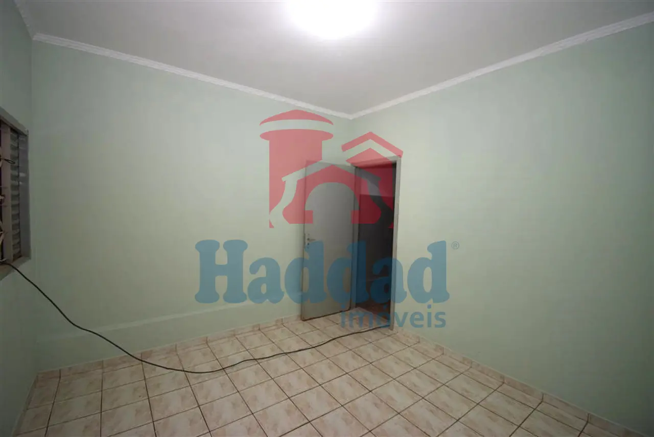 CASA COM SALÃO COMERCIAL  E OTIMA LOCALIZAÇÃO Ref: 6187 - F06187S