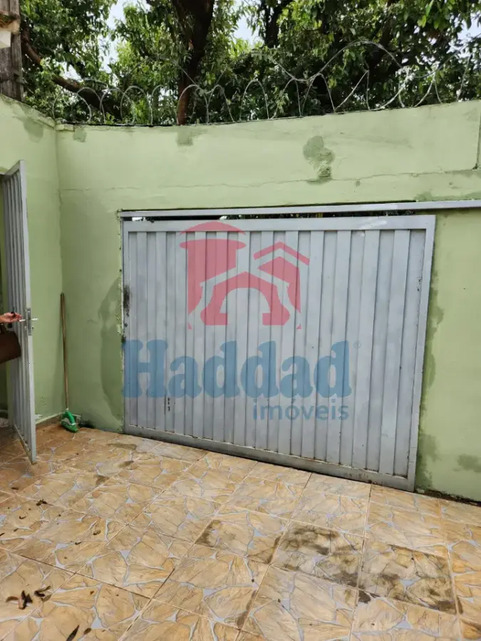 CASA COM SALÃO COMERCIAL  E OTIMA LOCALIZAÇÃO Ref: 6187 - F06187L