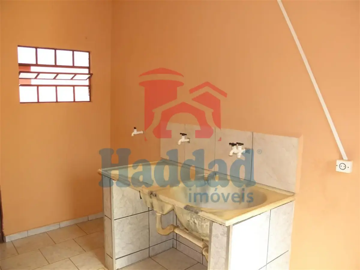 CASA À VENDA: BAIRRO TRANQUILO, ÓTIMO PREÇO Ref: 10488 - P1204685