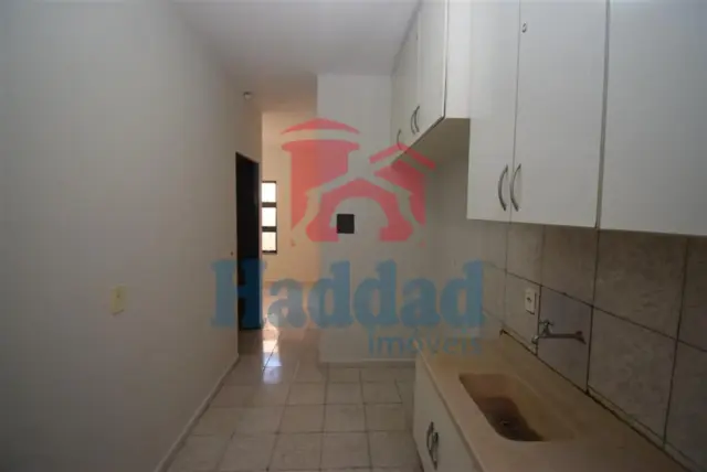KITNET PROXIMO A AVENIDA EUCLIDES MIRAGAIA EM BIRIGUI!!! Ref: 10502 - 09