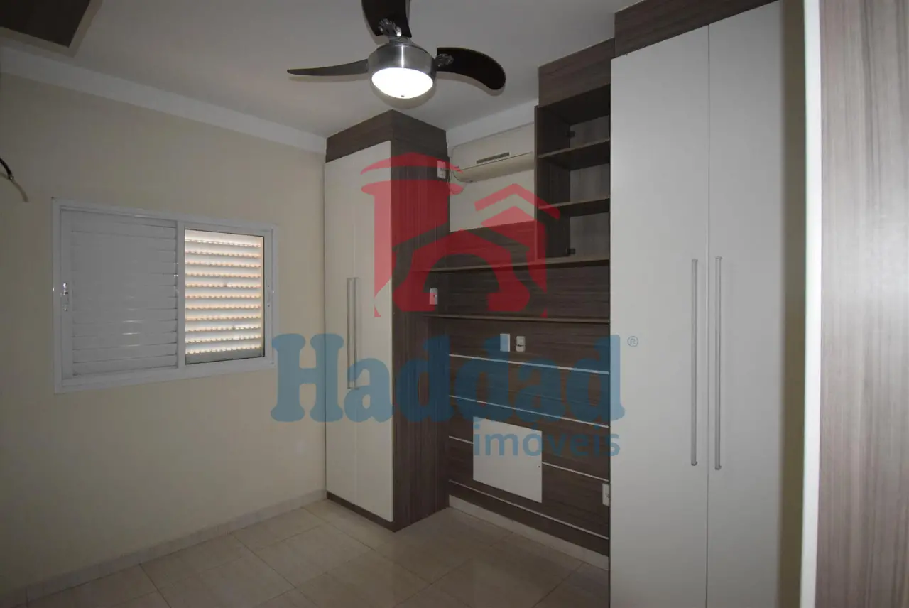 APARTAMENTO EM AVENIDA PARA VENDA, AO LADO DO CENTRO EM BIRIGUI SP Ref: 12327 - DSC_0023