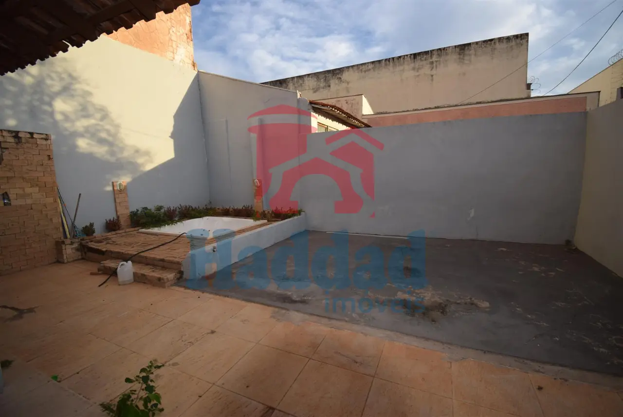 EXCELENTE OPORTUNIDADE – COMERCIAL/RESIDENCIAL NO CENTRO DA CIDADE Ref: 13290 - DSC_0051