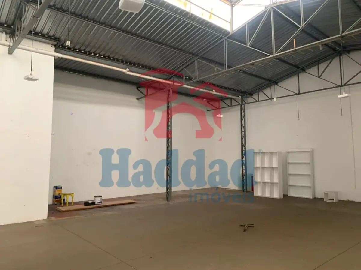 BARRACÃO NO CENTRO DA CIDADE DE BIRIGUI, ÓTIMO PARA DIVERSOS TIPOS DE ATIVIDADES. Ref: 13921 - Imagem do WhatsApp de 2023-12-20 à(s) 11